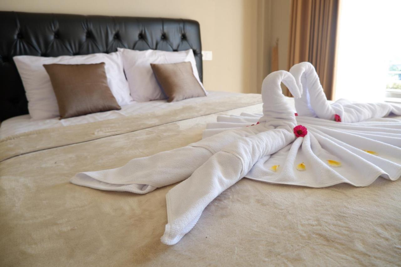 Gunza Bed And Breakfast 자띠루위 외부 사진